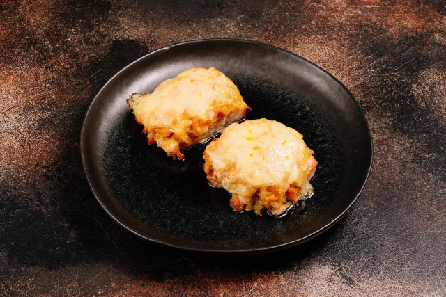 Рыба, запеченная с овощами